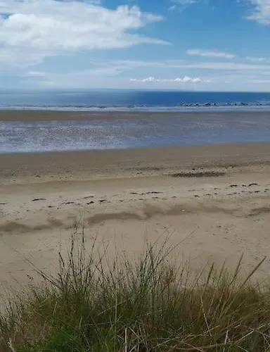 Сasa de vacaciones Petite Maison Sur Terrain Clos A 200 M De La *
