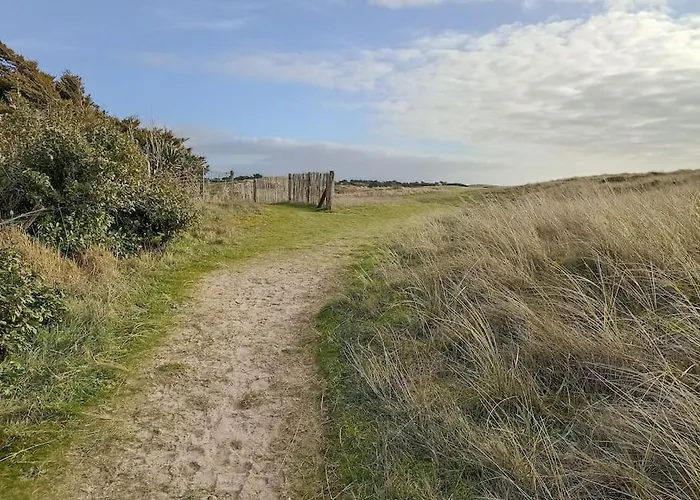Сasa de vacaciones Petite Maison Sur Terrain Clos A 200 M De La Saint-Germain-sur-Ay